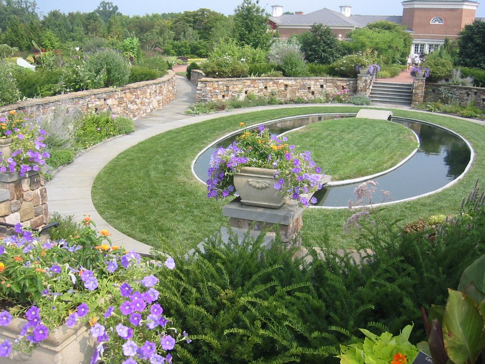 Sunken Garden at Lewis Ginter Botanical Center
Wikimedia
Link: https://upload.wikimedia.org/wikipedia/en/thumb/0/0f/Lewis_Ginter_Sunken_Garden.jpg/800px-Lewis_Ginter_Sunken_Garden.jpg